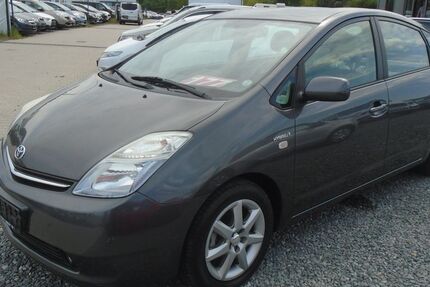 Toyota Prius 67.000 km 7.950 &euro; Wildau 15745