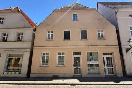 Haus Bad Belzig - 10 Zimmer, 200 m&sup2;, 168.000&euro; | Angebot:26750805