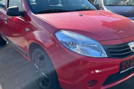 Dacia Sandero 152.000 km 2.585 &euro; Weertzen 27404