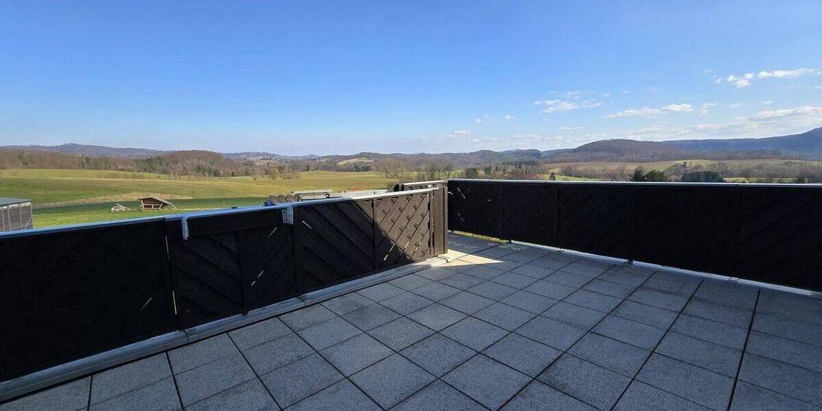 Einfamilienhaus Lichtenhain Lichtenhain - 7 Zimmer, 216 m&sup2;, 320.000&euro; | Angebot:26388951
