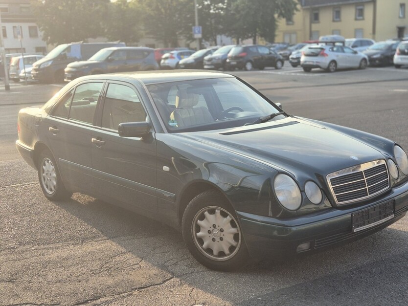Mercedes-Benz E 200 152.000 km 1.800 € Neuwied 56564