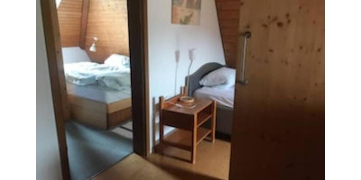 Dachgeschoßwohnung Münstertal/Schwarzwald Schwarzwald - 3 Zimmer, 85 m&sup2;, 25&euro; | Angebot:25311120