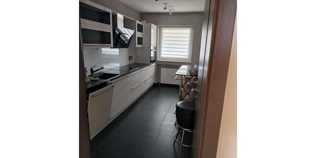 3 Zimmerwohnung mit Balkon 3 zimmer