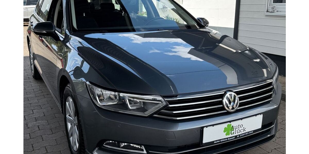 VW Passat 193.000 km 11.990 € Kassel 34128