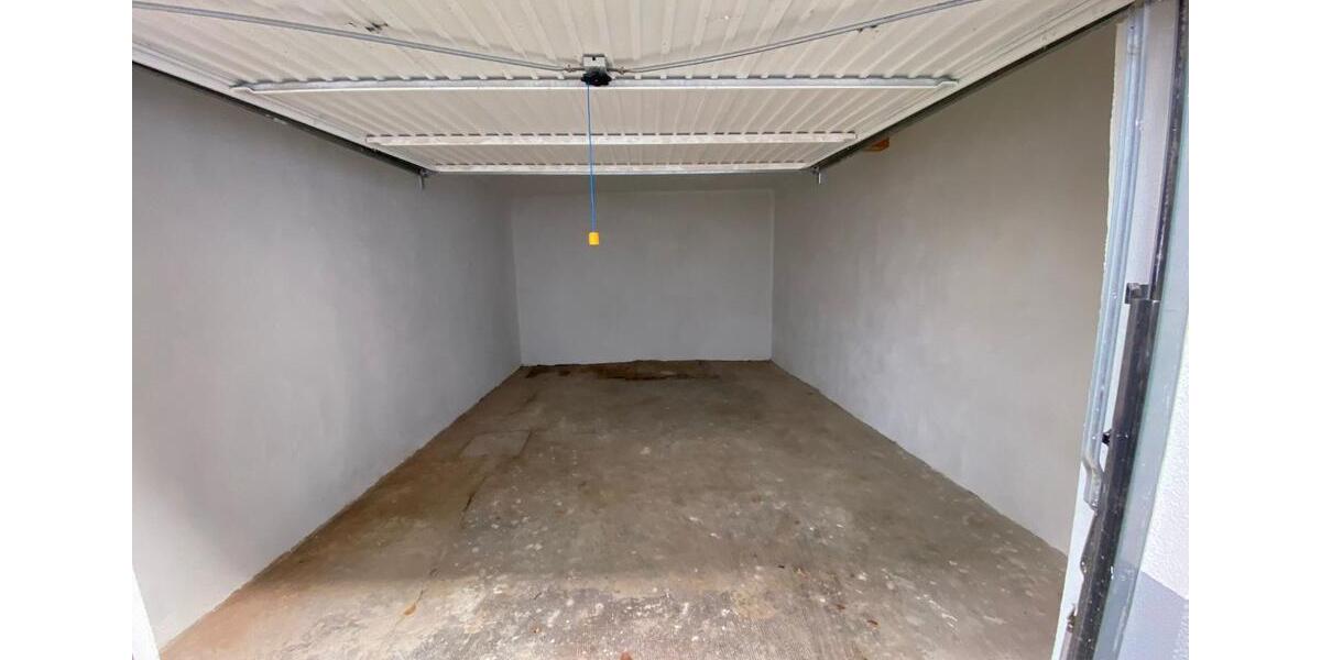 Etagenwohnung Zwickau - 4 Zimmer, 95 m&sup2;, 675&euro; | Angebot:25052648