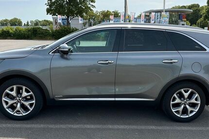 Kia Sorento 205.500 km 15.999 &euro; Krefeld 47798