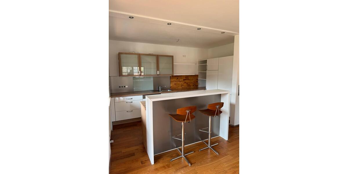 Etagenwohnung Salzweg - 3 Zimmer, 80 m&sup2;, 720&euro; | Angebot:26214615