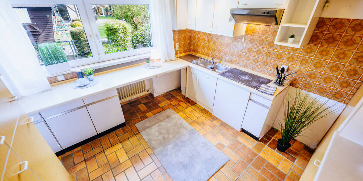 Reihenmittelhaus Bielefeld Sennestadt - 6 Zimmer, 172 m&sup2;, 335.000&euro; | Angebot:26344476