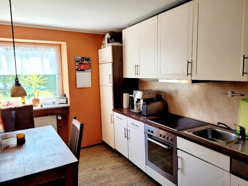 DHH mit viel Nutzfläche in Kranzberg Ortsteil Gremertshausen