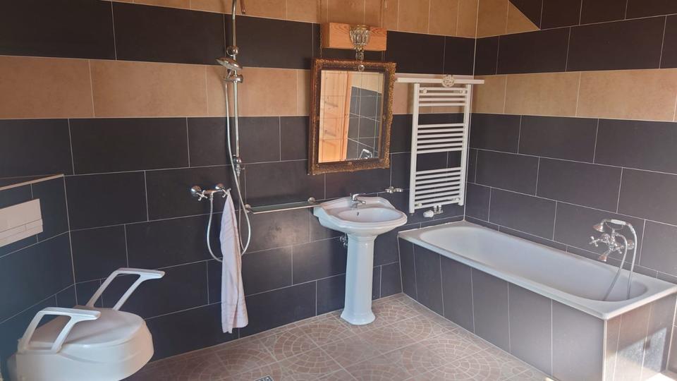 Reihenhaus Tribsees - 5 Zimmer, 240 m&sup2;, 99.000&euro; | Angebot:21854018