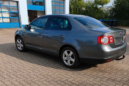 VW Jetta 197.563 km 3.500 &euro; Schwaan 18258