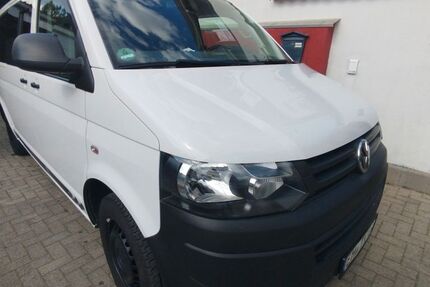 VW T5 Transporter 152.000 km 16.200 € Umkirch 79224