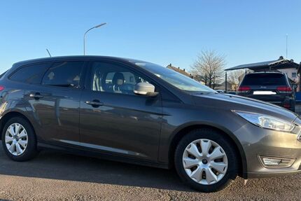 Ford Focus 129.000 km 9.000 &euro; Binsfeld 54518