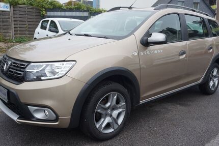 Dacia Logan 51.000 km 11.480 € Solingen 42651