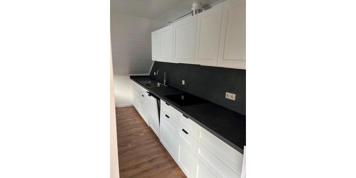 Etagenwohnung Öhringen - 5.5 Zimmer, 120 m&sup2;, 1.500&euro; | Angebot:26271071