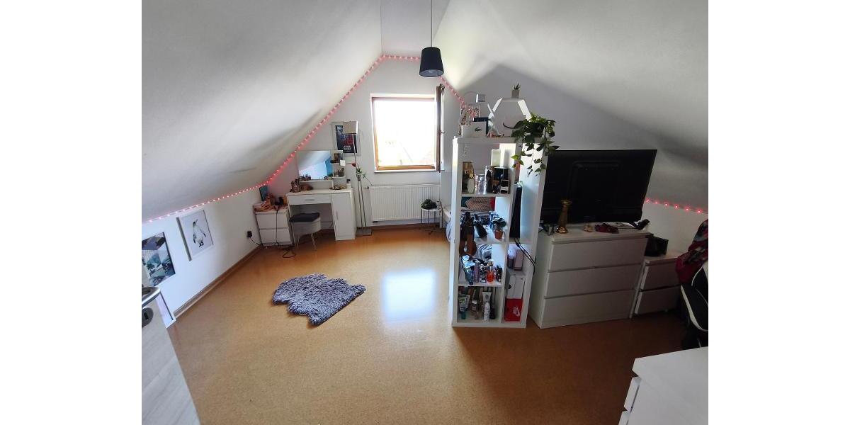 4 Zi. Wohnung in DG Galerie mit Garten (auf Wunsch), Balkon und Garage in Höchstadt OT - Etagenwohnung Höchstadt OT | Angebot:26409507