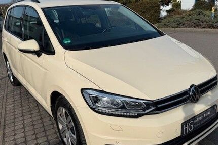 VW Touran 286.500 km 8.950 &euro; Riesa 01591