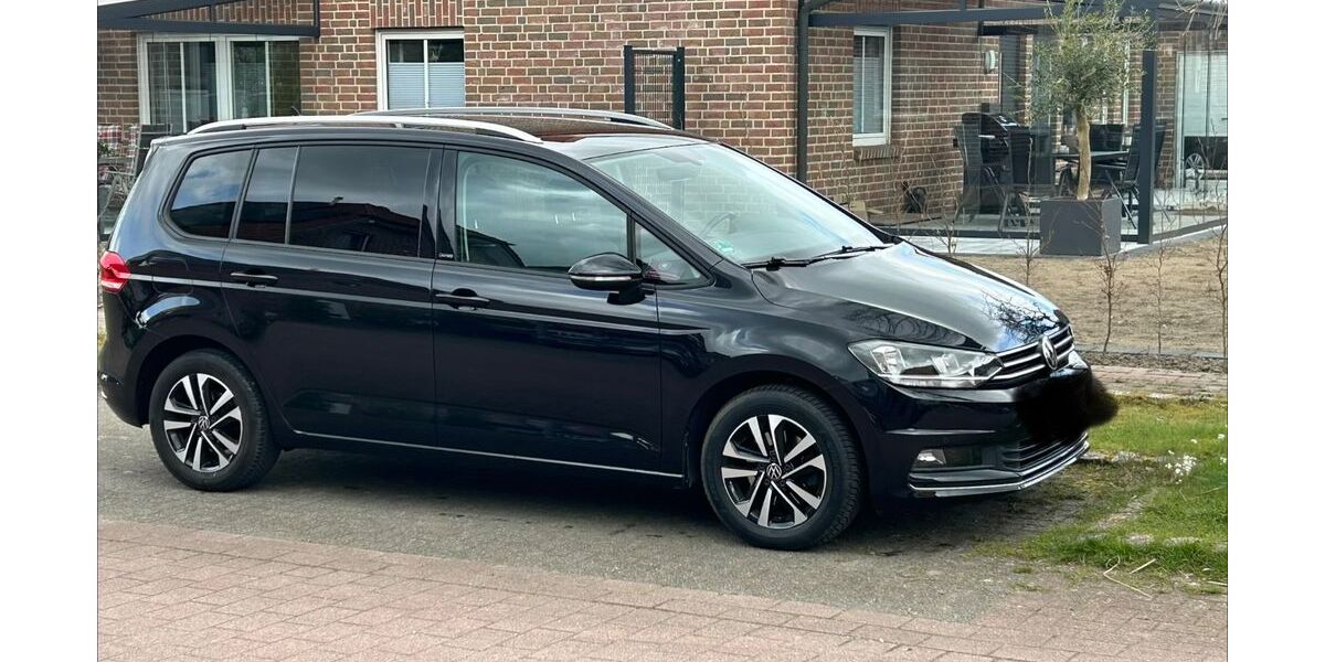 VW Touran 59.900 km 22.450 &euro; Rosendahl 48720