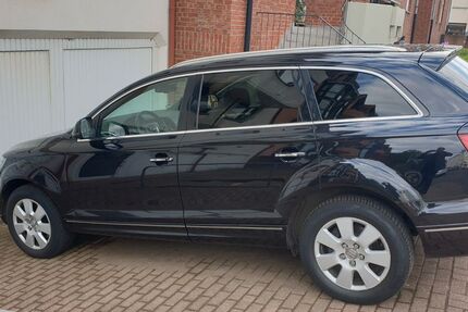 Audi Q7 305.000 km 7.300 &euro; Krefeld 47805