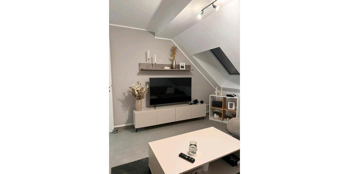 Dachgeschoßwohnung Osterhofen - 3 Zimmer, 50 m&sup2;, 550&euro; | Angebot:24849824