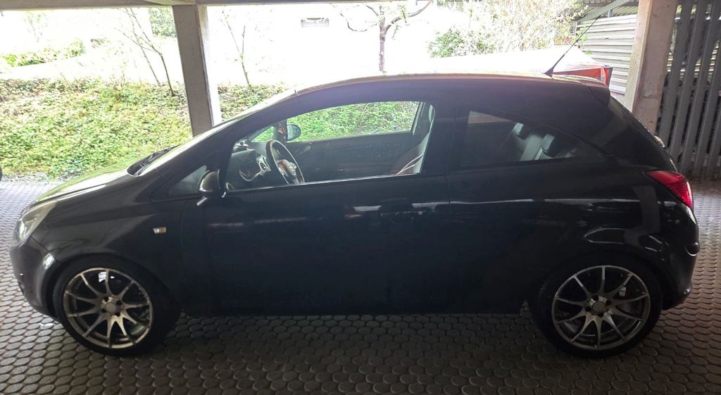 Opel Corsa 160.181 km 5.200 &euro; Gengenbach 77723