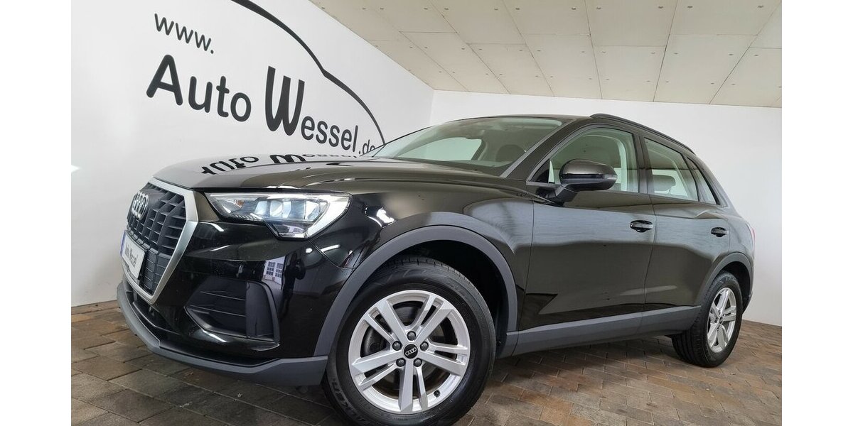 Audi Q3 35 TFSI LED ACC AHK SHZ DAB Navi Klima Spur 64.500 km 25.990 &euro; Garrel 49681