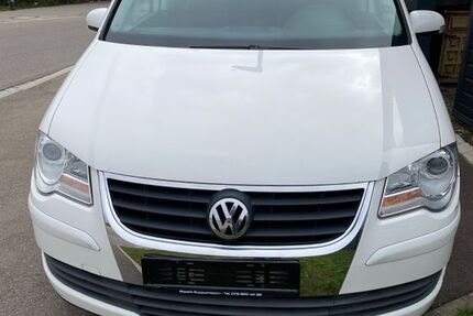 VW Touran 189.500 km 1.750 € Haltingen 79576