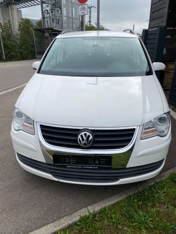 VW Touran 189.500 km 1.750 € Haltingen 79576