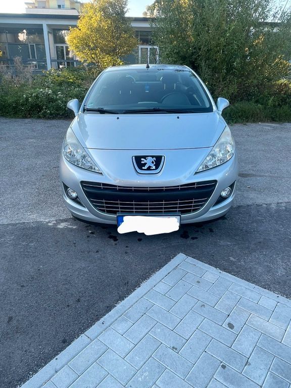 Peugeot 207 173.000 km 2.190 € Freiburg 79100