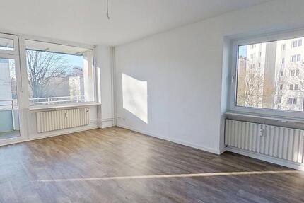 Perfekt für Paare oder eine kleine Familie: Moderne 3-Zi.-Whg. mit EBK und BALKON 3 zimmer