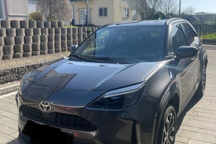 Toyota Yaris Cross 16.500 km 27.000 &euro; Mettlach 66693