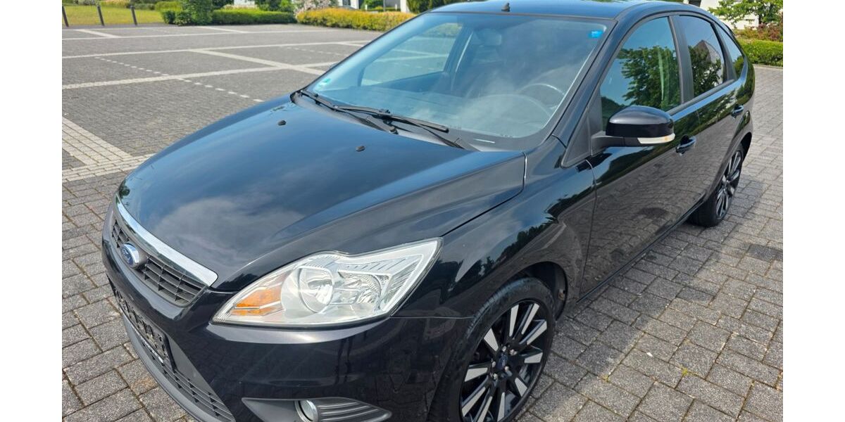 Ford Focus 153.000 km 2.799 &euro; Ebernhahn 56424
