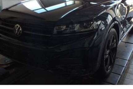 VW Touareg 24.880 km 77.930 &euro; Insingen 91610