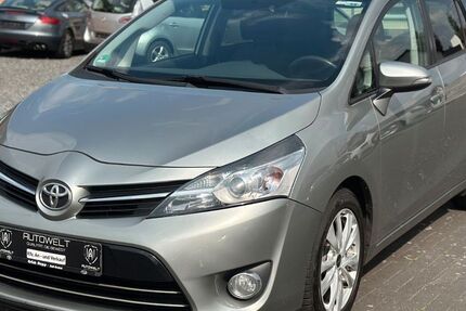 Toyota Verso 207.000 km 4.800 &euro; Euskirchen/Wüschheim 53881