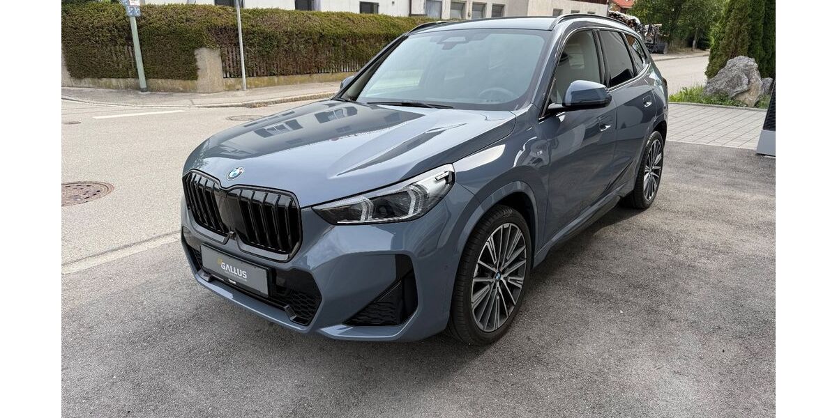 BMW X1 22.300 km 43.490 &euro; München 81827