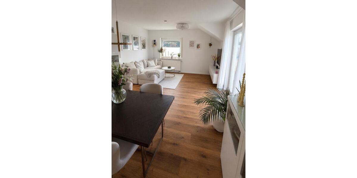 Etagenwohnung Hachenburg - 3 Zimmer, 80 m&sup2;, 219.000&euro; | Angebot:26918427
