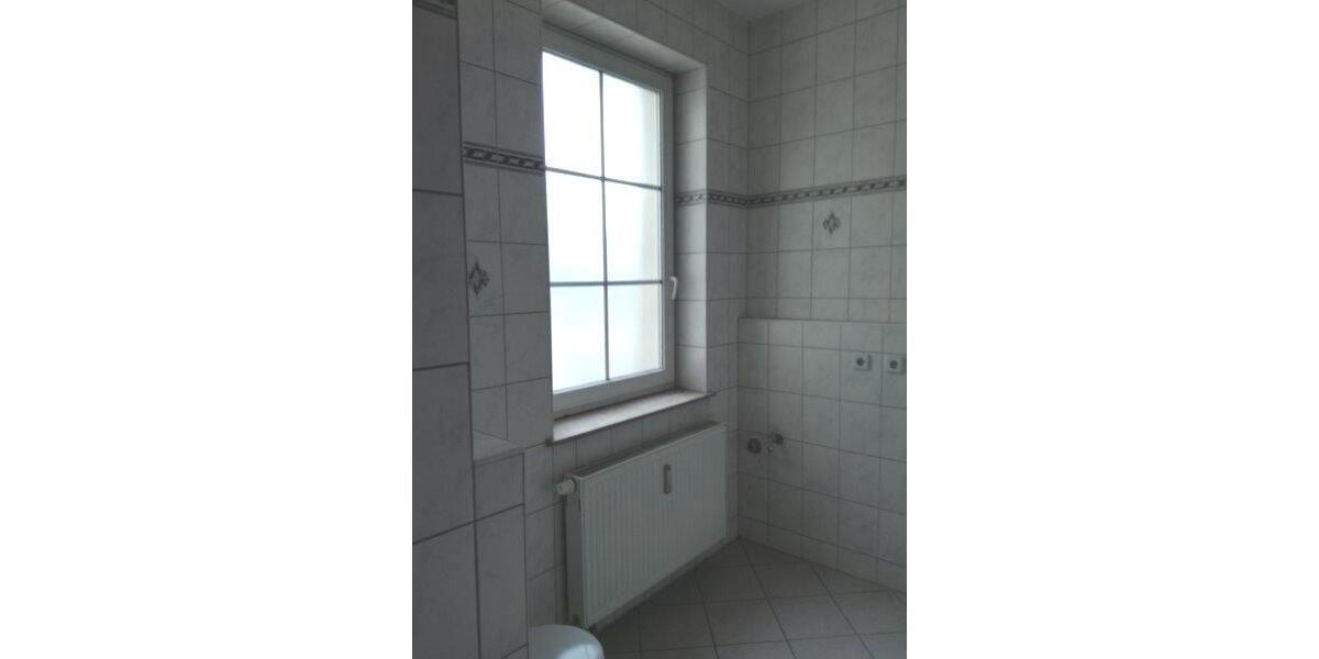 Etagenwohnung Tangerhütte - 3 Zimmer, 90 m&sup2;, 730&euro; | Angebot:26299823