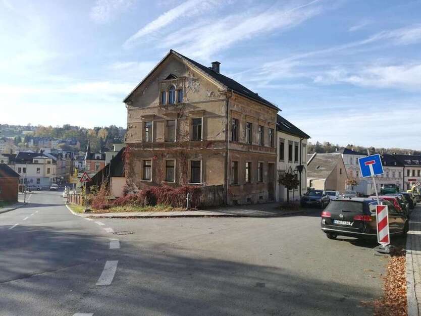 Haus zum Kaufen in Markneukirchen 10.000 € 150 m²