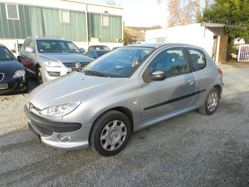Peugeot 206 112.000 km 1.200 € Remshalden 73630