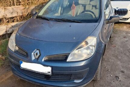 Renault Clio 234.000 km 1.080 &euro; Straßkirchen 94342