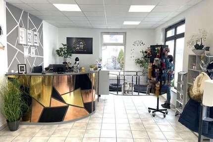 Büro in Markt Schwaben 275.000 € 93.2 m²