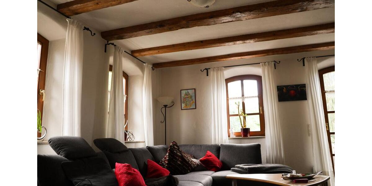 Villa Ellingen - 7 Zimmer, 210 m&sup2;, 1.490.000&euro; | Angebot:26964819