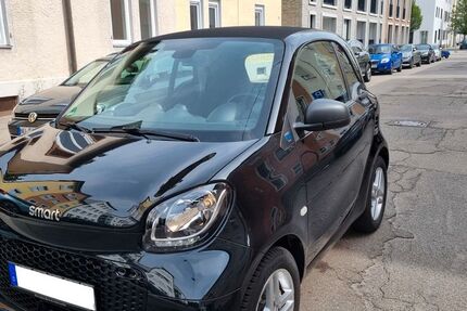 Smart ForTwo 3.136 km 12.500 € Stuttgart 70193