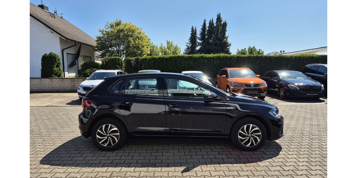 VW Polo 1,0 TSI Life DSG, Klima, LED, PDC, Carplay 17.200 km 18.990 &euro; Rodgau 63110