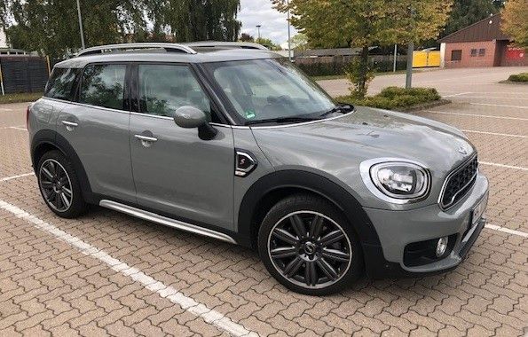 Mini Countryman S (Cooper) 62.000 km 17.999 &euro; Hamburg 22041