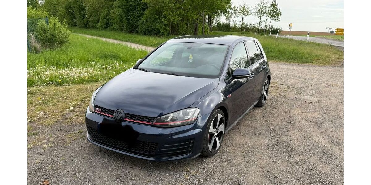 VW Golf 92.500 km 17.200 &euro; Hungen 35410