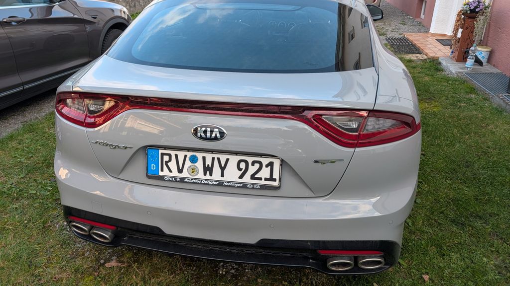 Kia Stinger 109.564 km 28.000 &euro; Aulendorf 88326