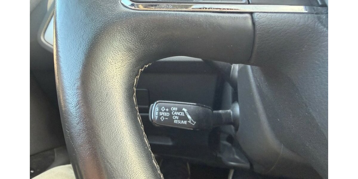 Seat Leon ST 1.4 Xcellence DSG/Panorama/LED 84.899 km 14.999 &euro; Frankfurt 60386