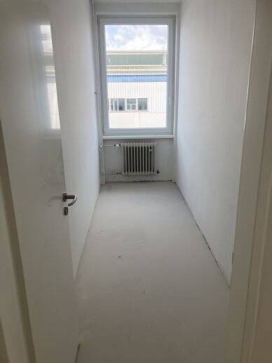 Gewerbeobjekt Flörsheim Weilbach - 3 Zimmer, 112 m&sup2;, 896&euro; | Angebot:23952373