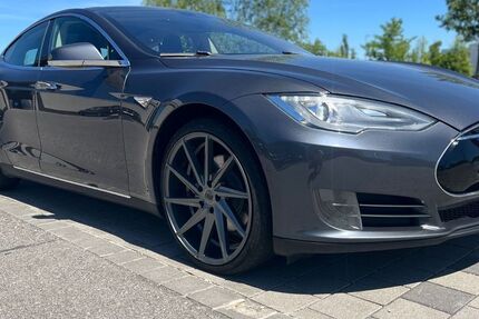 Tesla Model S 151.592 km 20.400 &euro; Kirchheim bei münchen 85551